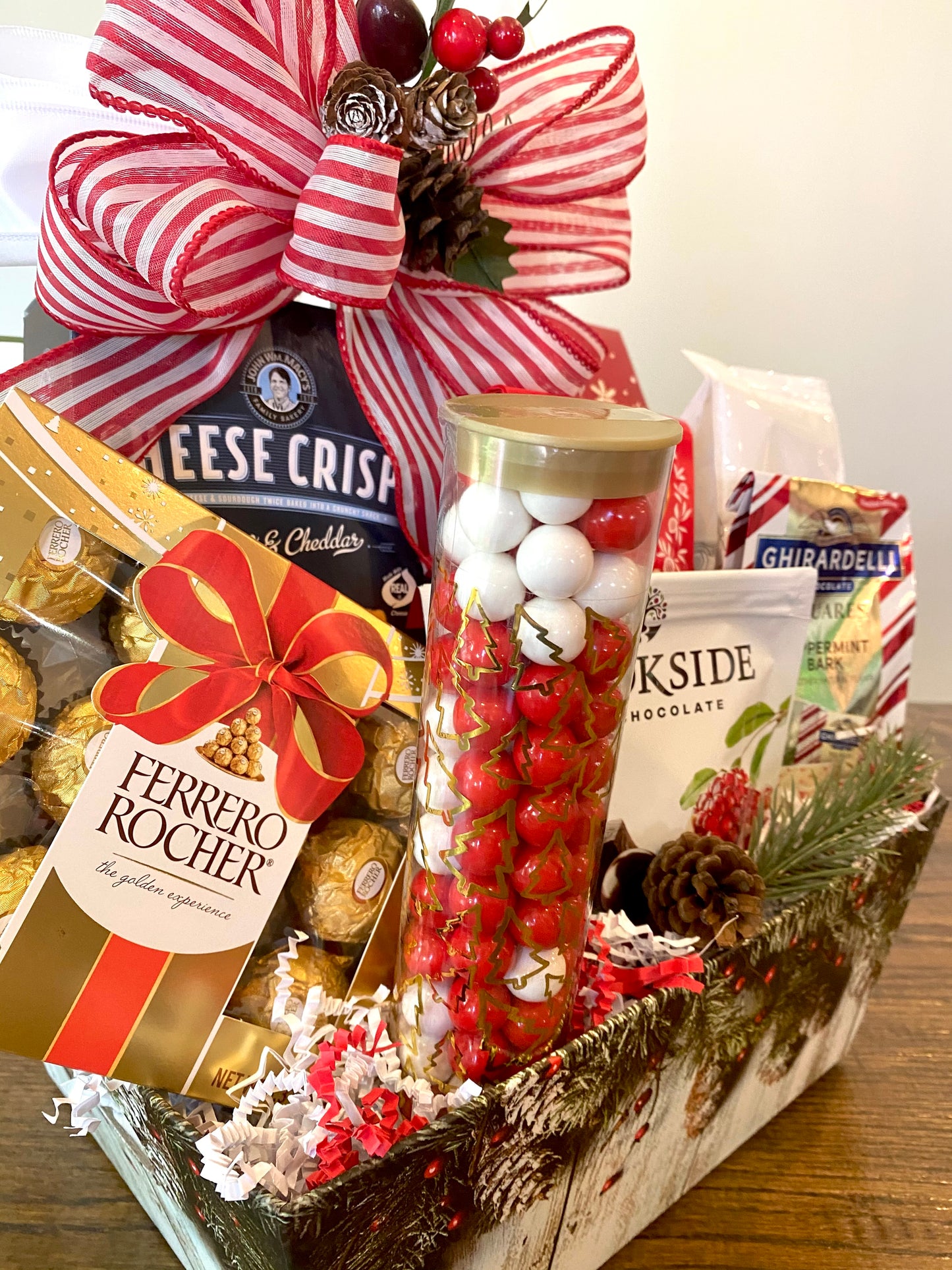Gourmet Holiday Basket